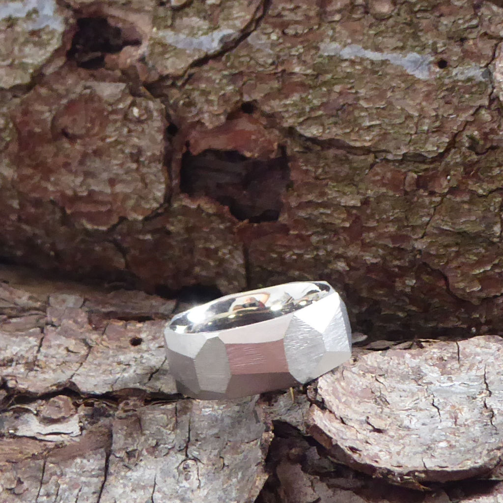 Ecken und Kanten-Ring ca. 8,5 mm